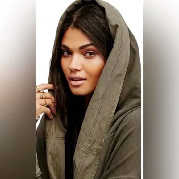 Free People Brentwood Oversized Cardigan Jacket - Picture 3 of 13